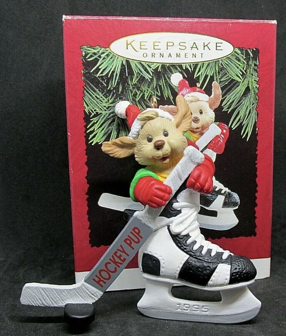 Hockey Pup  (Dog, Hockey) ornament collectible [Barcode 015012262421] - Main Image 2