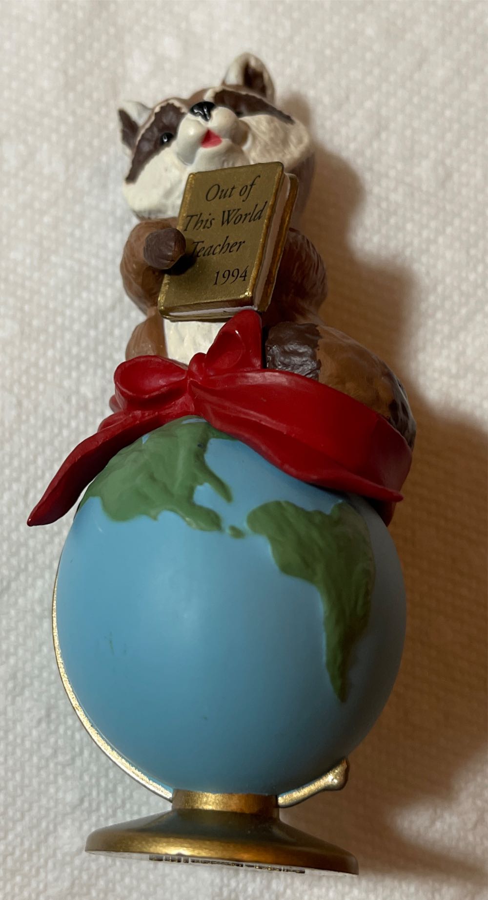 Out Of This World Teacher Hallmark Keepsake Ornament  (Teacher) ornament collectible [Barcode 015012138610] - Main Image 4