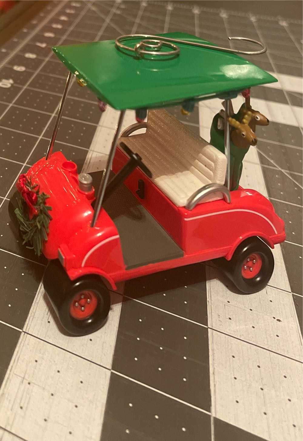 Season’s Golfing  (Sports - Golf) ornament collectible [Barcode 763795970032] - Main Image 4