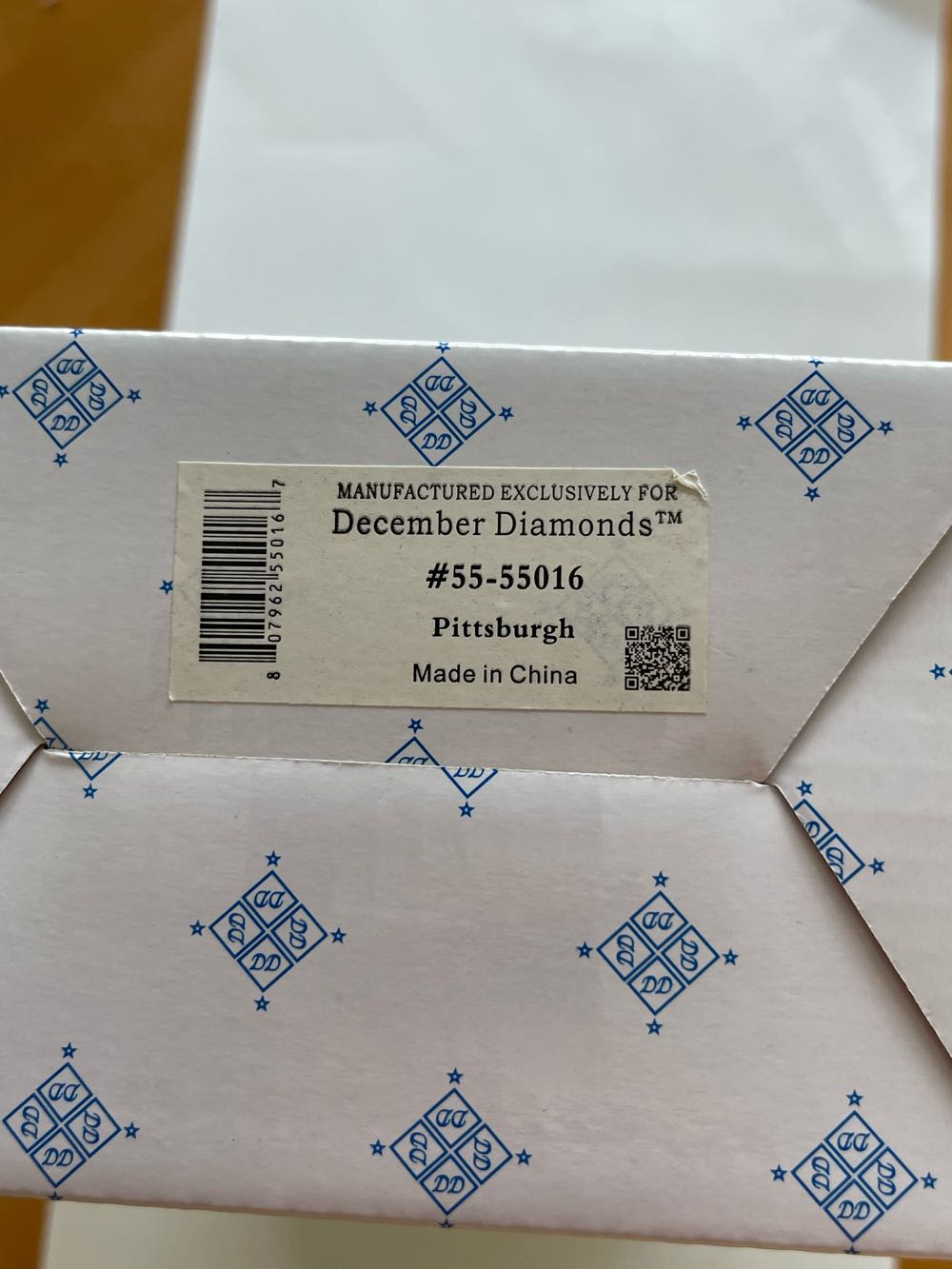 Pittsburgh Merman #55-55016 - It’s All About The Bling! (One World, One Ocean, Let’s Protect It!) ornament collectible [Barcode 807962550167] - Main Image 4