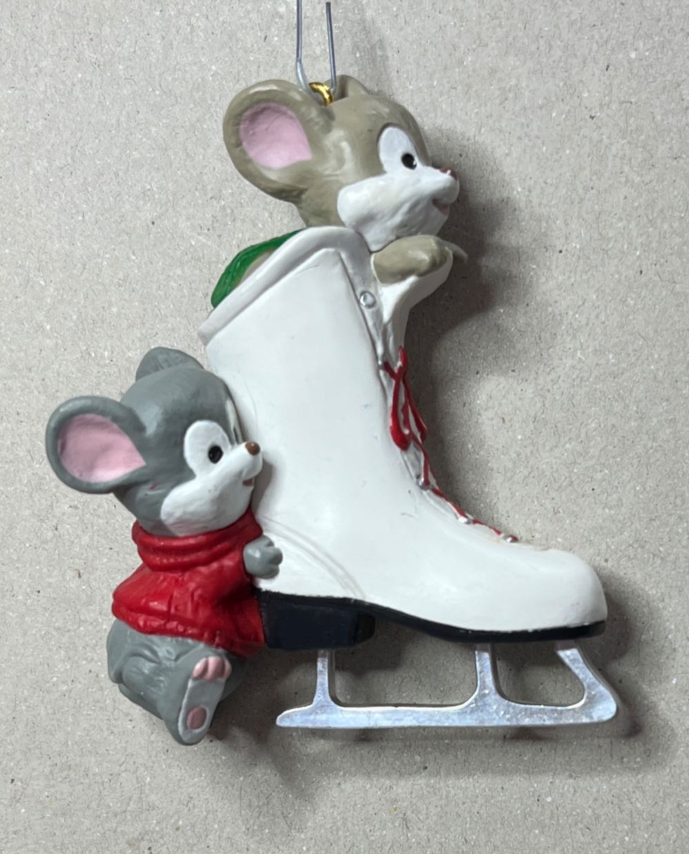 Vintage Hallmark Friendly Push Mice & Ice Skate Keepsake In Orig Box Hallmark Keepsake Friendly - Skating (Mice) ornament collectible [Barcode 015012107562] - Main Image 3