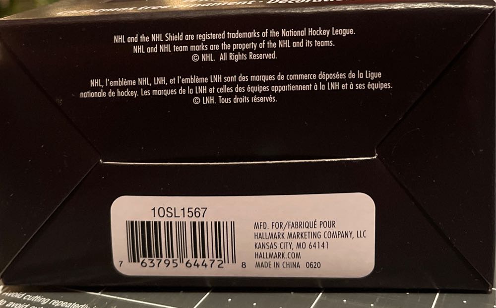 Winnipeg Jets Hockey Player - NHL Collection (Winnepeg Jes) ornament collectible - Main Image 3