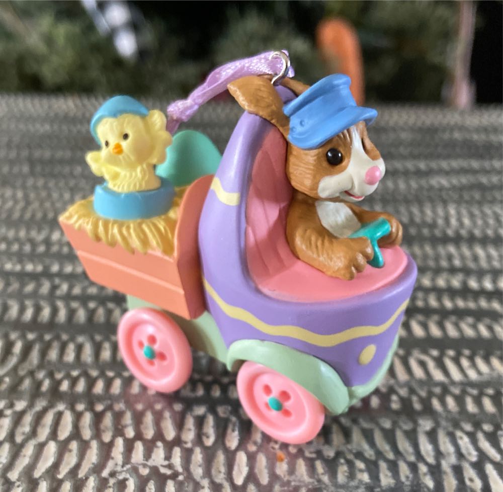 Here Comes Easter #3 - Here Comes Easter (Here Comes Easter) ornament collectible [Barcode 015012317244] - Main Image 3