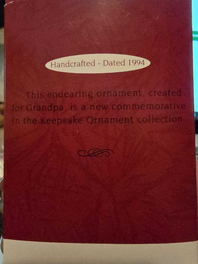 Guess Whoo Loves Grandpa Hallmark Keepsake Ornament  ornament collectible [Barcode 015012107029] - Main Image 2