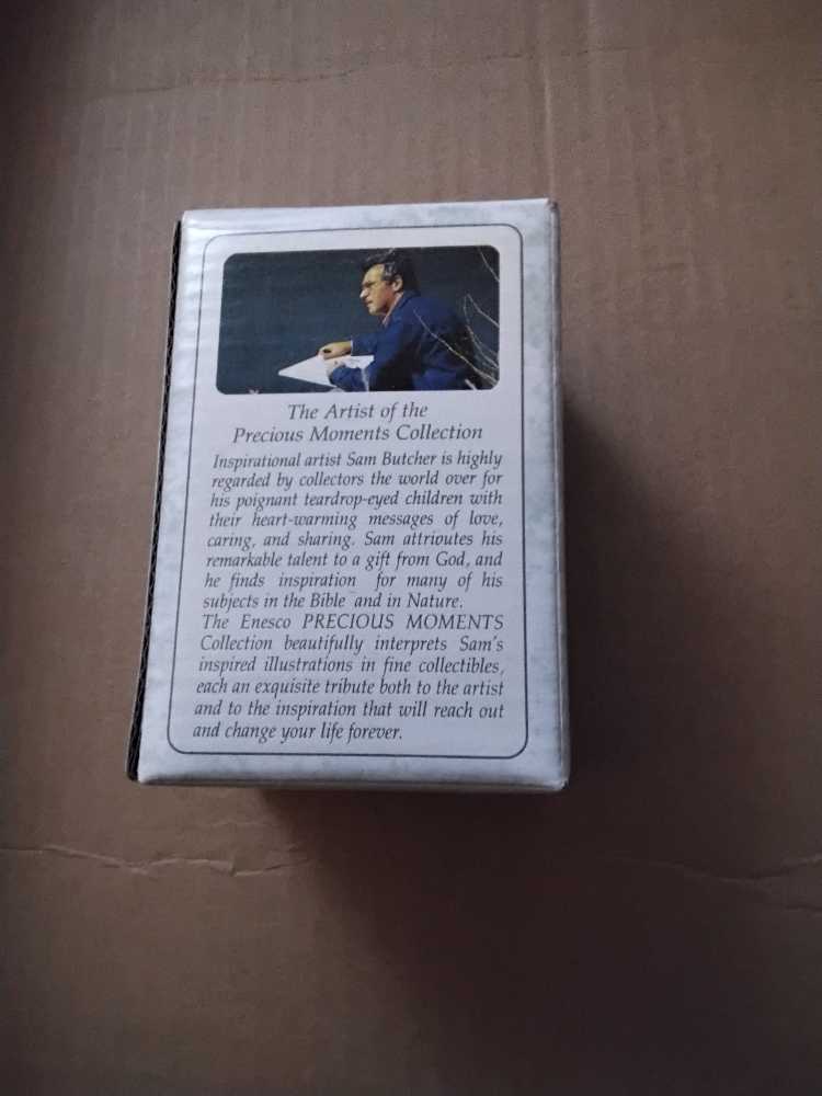 PM Hippo Holly Days  ornament collectible [Barcode 045544202084] - Main Image 2