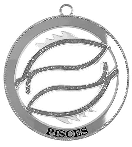 Christmas. Salt & Pepper. Mr & Mrs Claus.