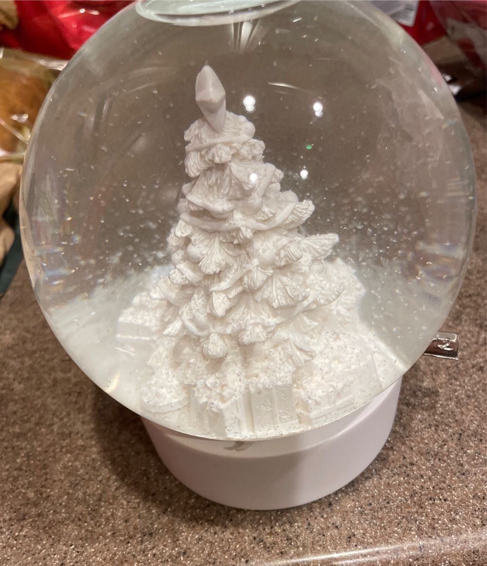 Enesco An Artist Like Gnome Other