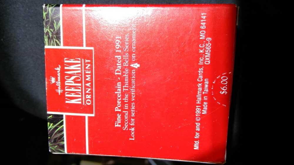 Miniature Thimble Bells #1 - Thimble Bells (Collector’s Series) ornament collectible [Barcode 070000027673] - Main Image 2