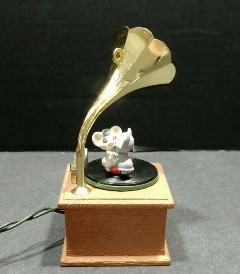 Song And Dance  ornament collectible [Barcode 070000027543] - Main Image 2