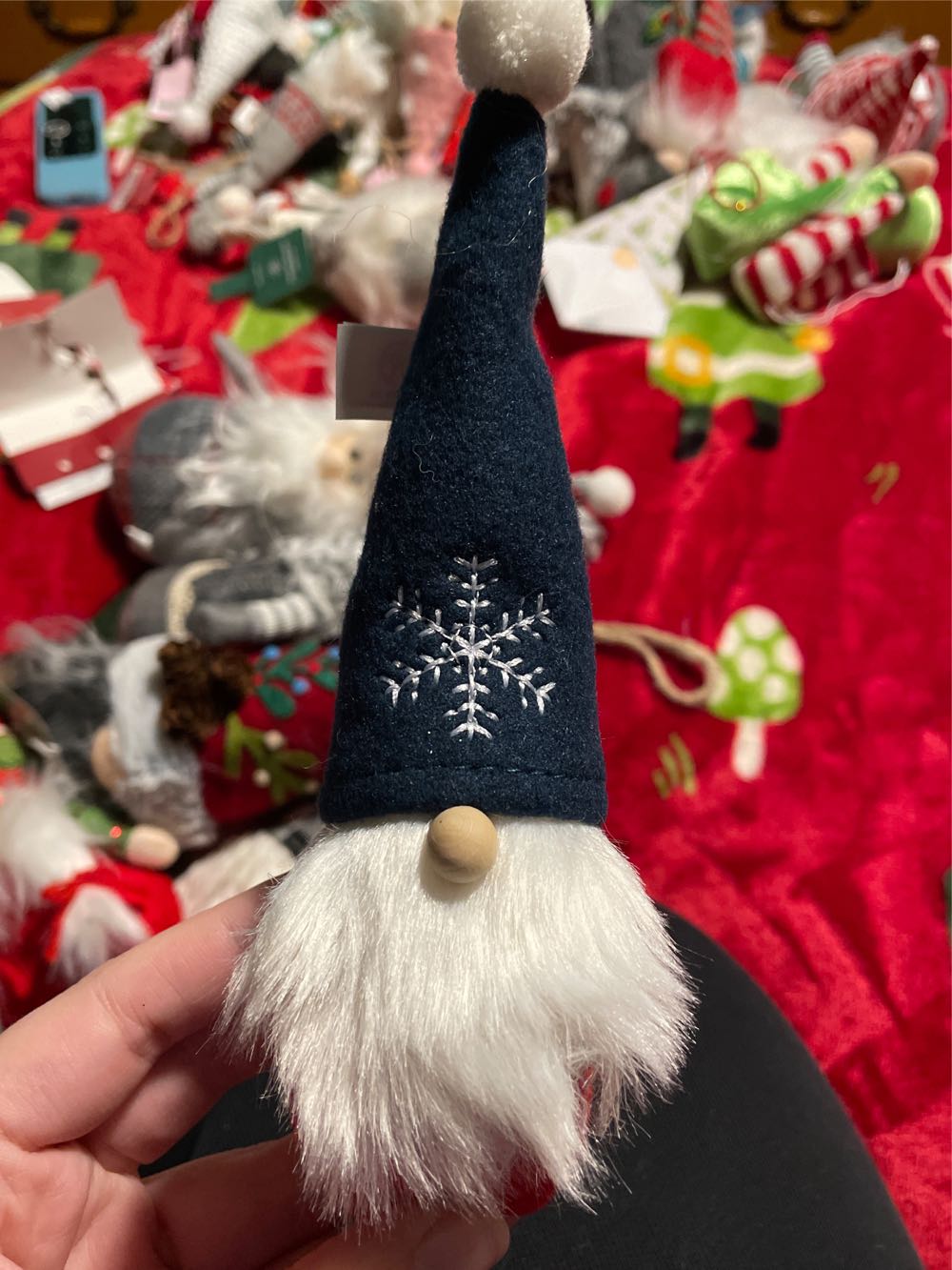 Carlton Heirloom Ice Pals Fourteenth In Series American Greetings