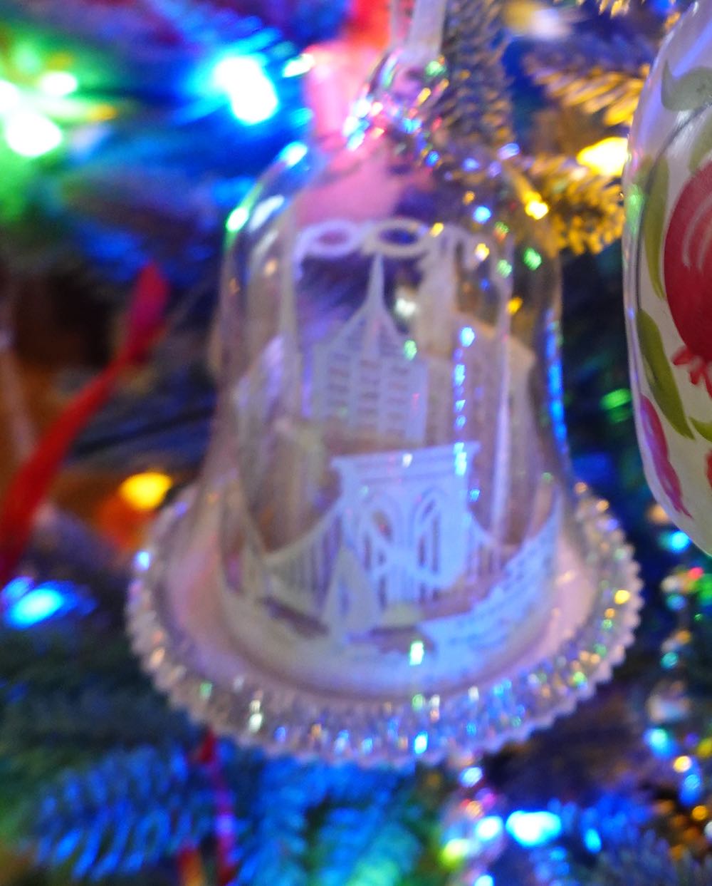 Disney Store Pete’s Dragon Elliott Lighthouse Sketchbook Rare Htf