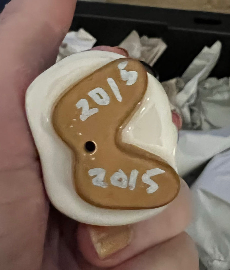 C&B Greek Santa  (Santas From Around The World) ornament collectible - Main Image 4