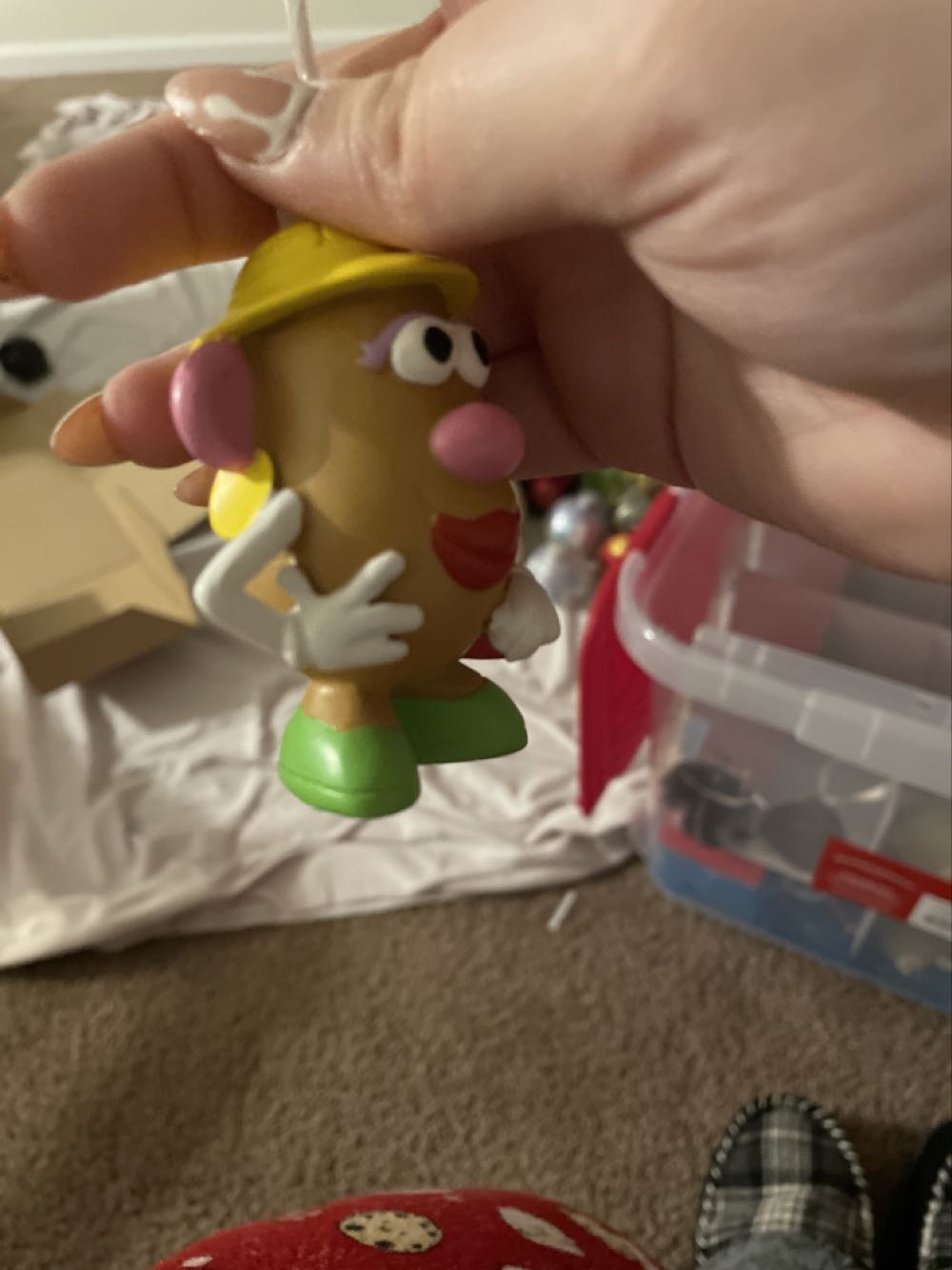 Mrs. Potato Head  ornament collectible - Main Image 3