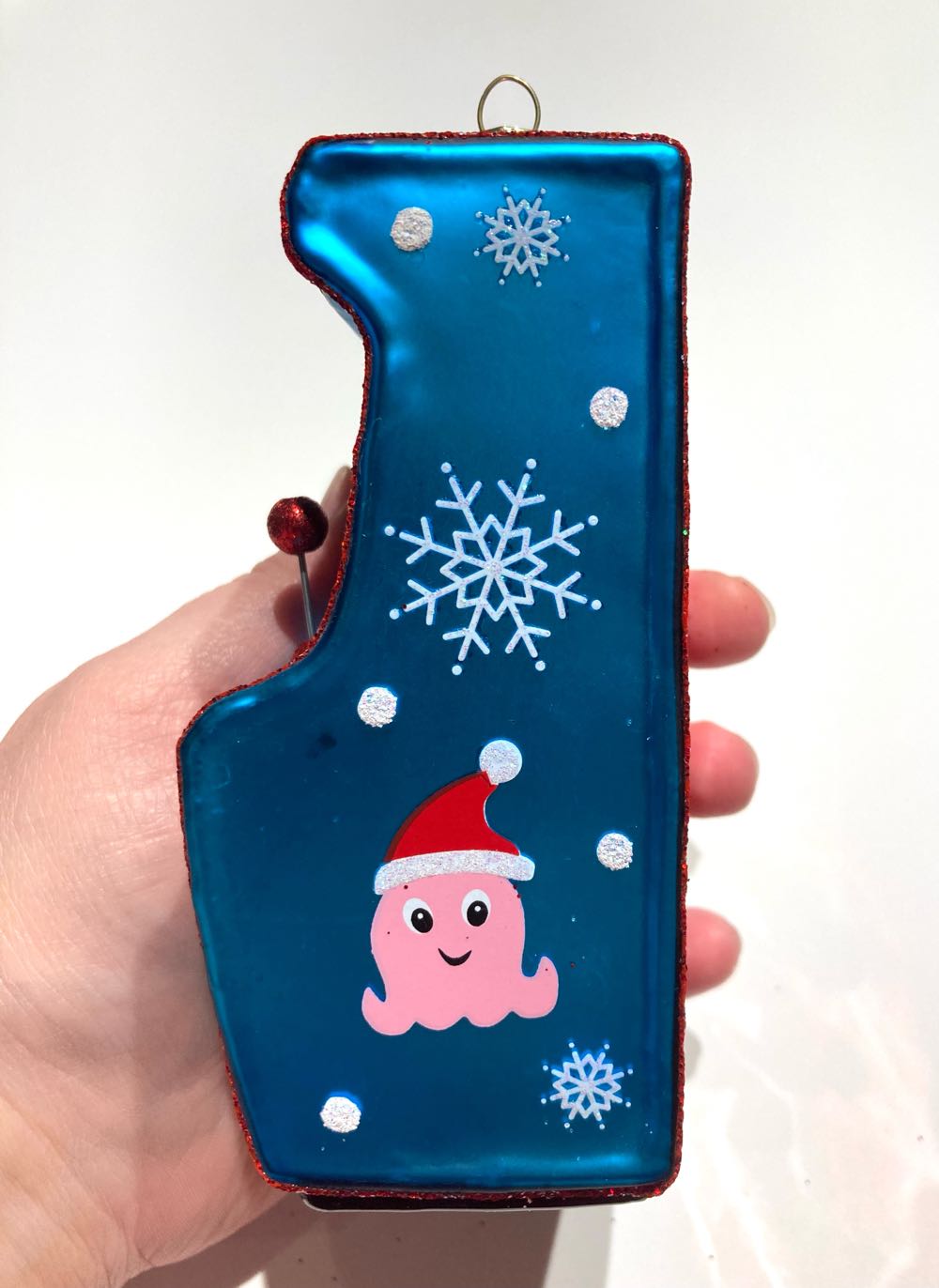 Dumbo Octopus Christmas Arcade Game  ornament collectible - Main Image 4