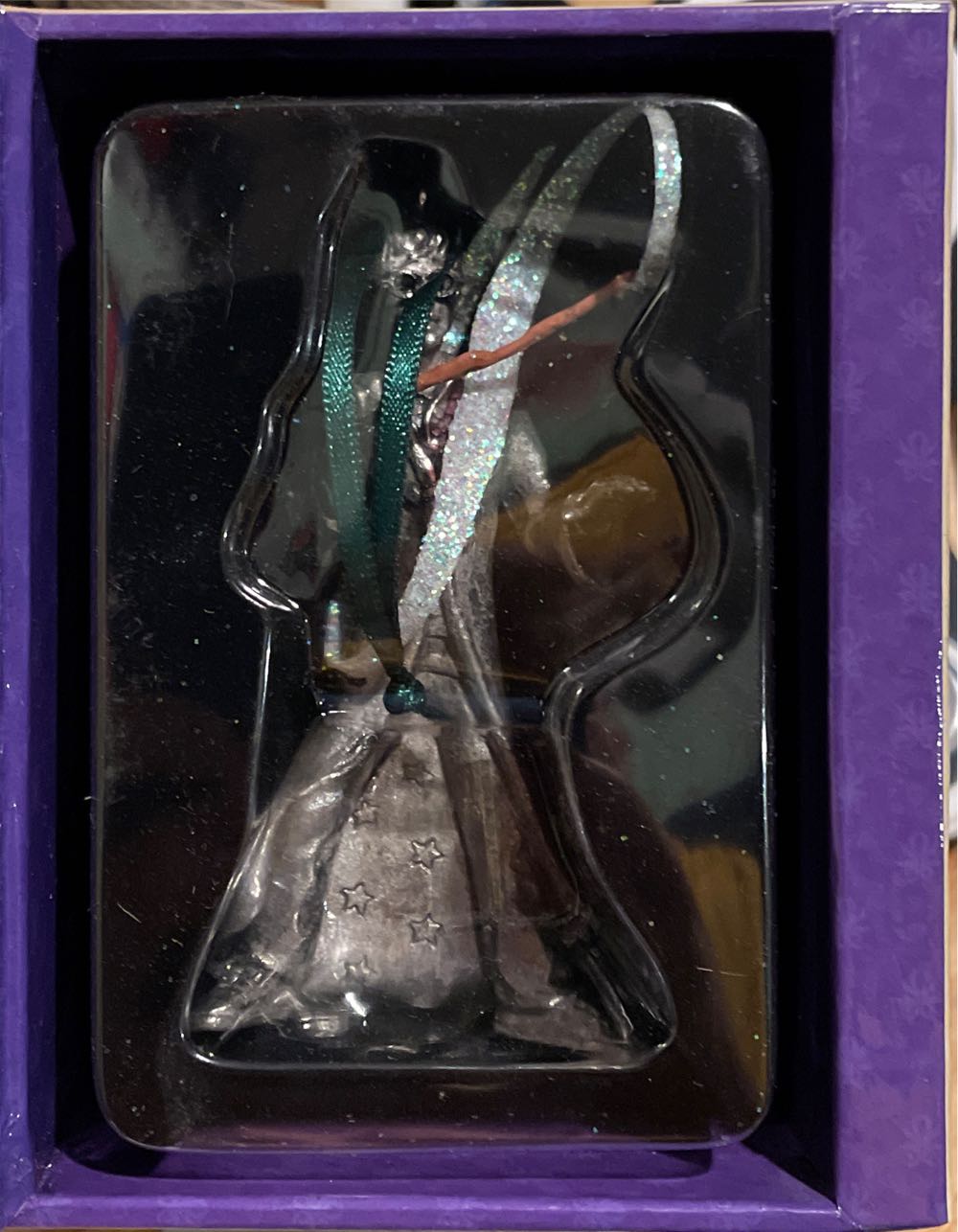 Harry Potter Chooses A Wand - Harry Potter And The Sorcerer’s Stone (Harry Potter) ornament collectible [Barcode 015012659962] - Main Image 4