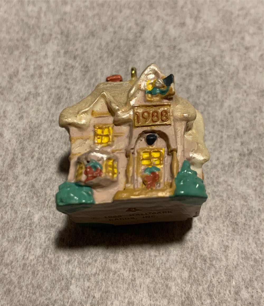 Miniature Old English Village #1 Family Home 🐶 - Old English Village Miniature (Miniature) ornament collectible - Main Image 3