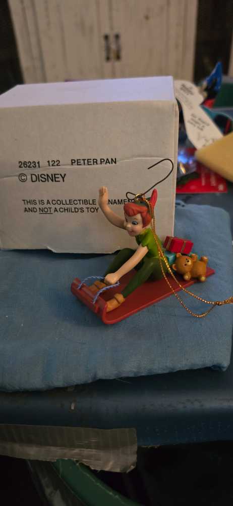 Peter Pan  ornament collectible - Main Image 4