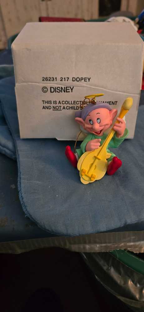 Grolier Collectibles: 26231 #217 Dopey - Disney’s Snow White and the Seven Dwarves (Grolier) ornament collectible - Main Image 4