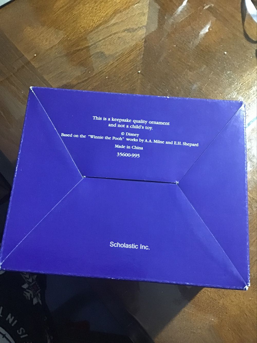 Piglet From Disney’s Winnie The Pooh: President’s Edition  ornament collectible - Main Image 3