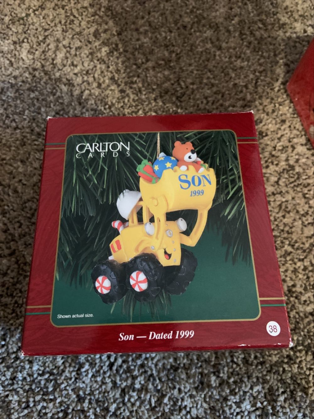 L’occitane Sweet Cherry Blossom Ornament Set