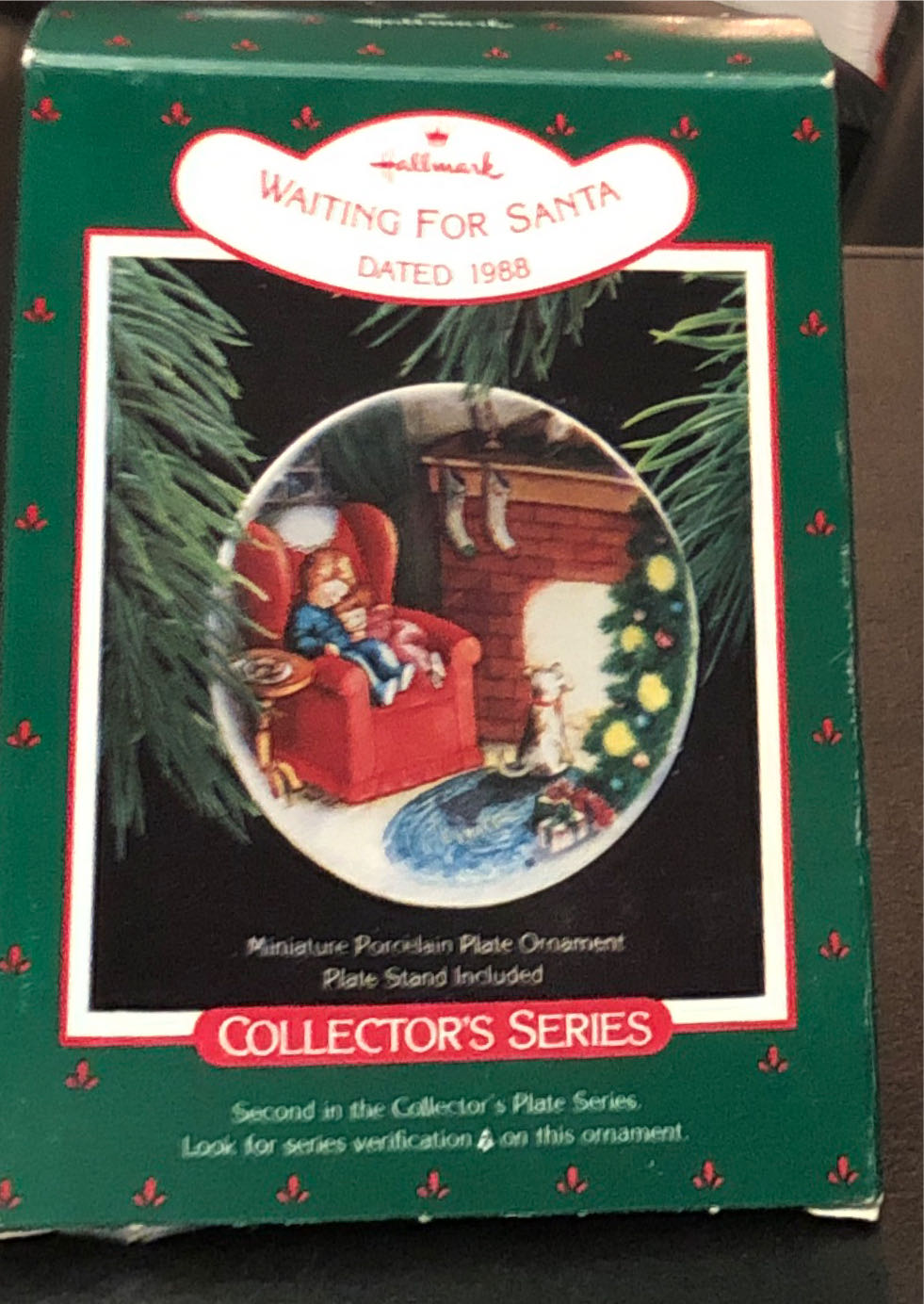 Waiting for Santa - Collector’s Plate (Christmas) ornament collectible - Main Image 2