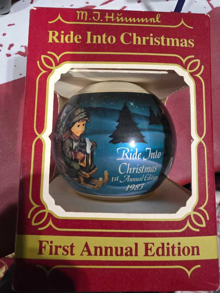 Ride Into Christmas  - M J Hummel. - First Annual Edition - M H Hummel ornament collectible - Main Image 4