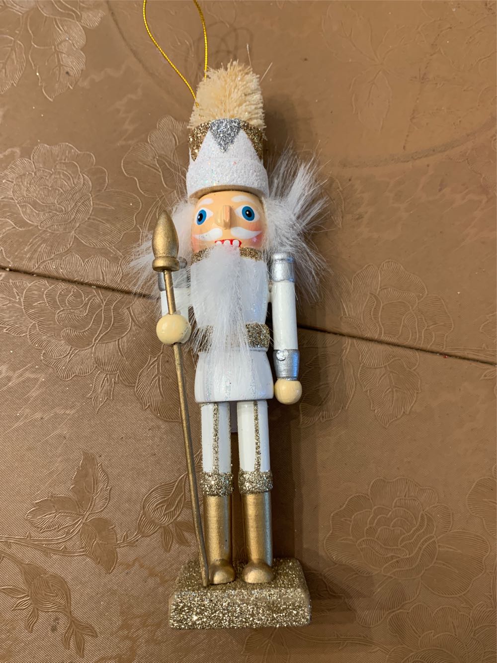 Jim Shore “Christmas Creatures, Great & Small”  Winter Wonderland Stacked Animals Figurine 7.28” H Enesco