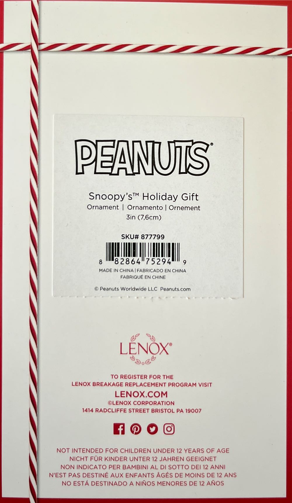 Snoopy’s Holiday Gift  (Peanuts) ornament collectible [Barcode 882864752949] - Main Image 3