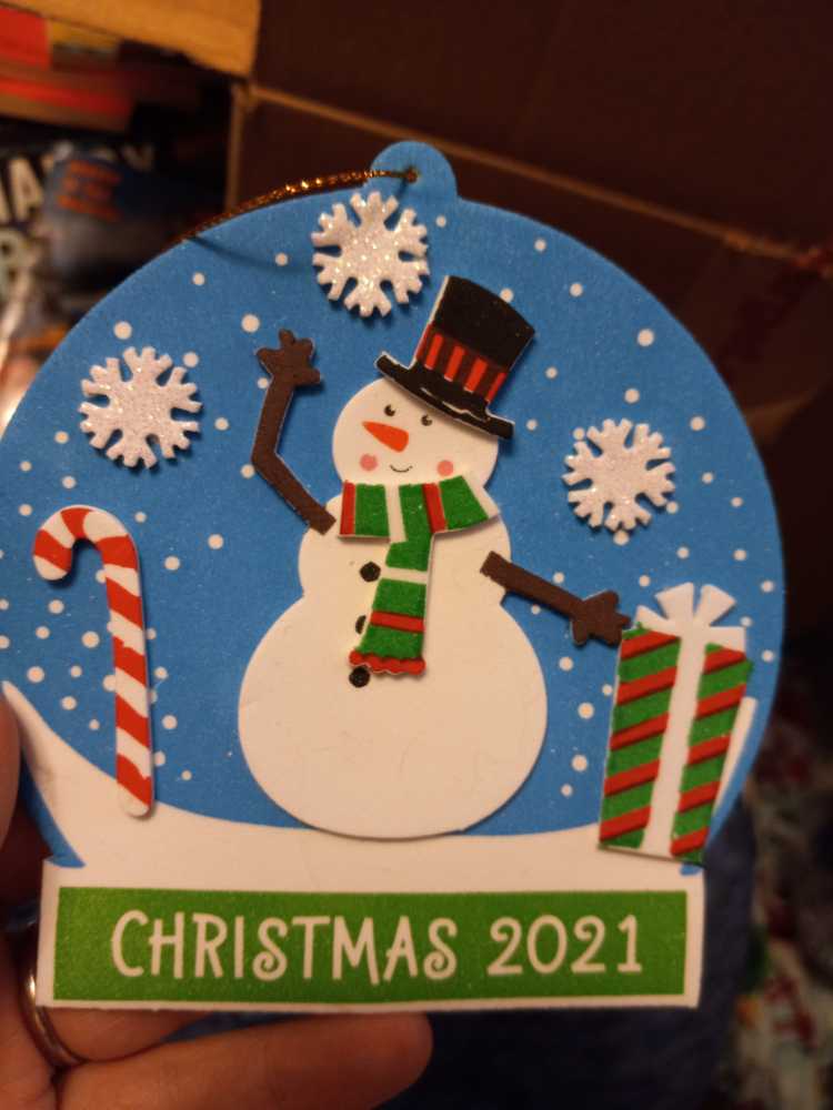 hawthorne village coca cola holly leaves market