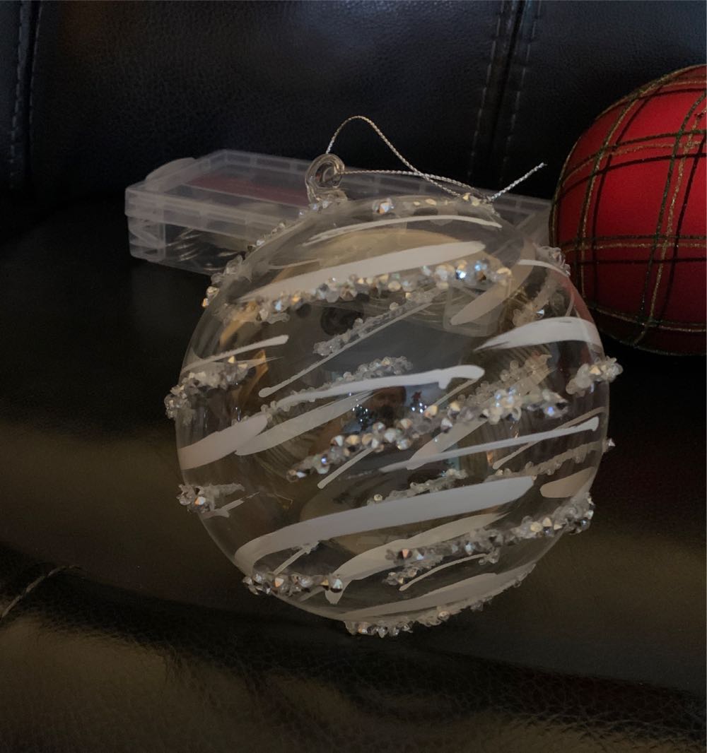 Ball - Red w/ Christmas Tree