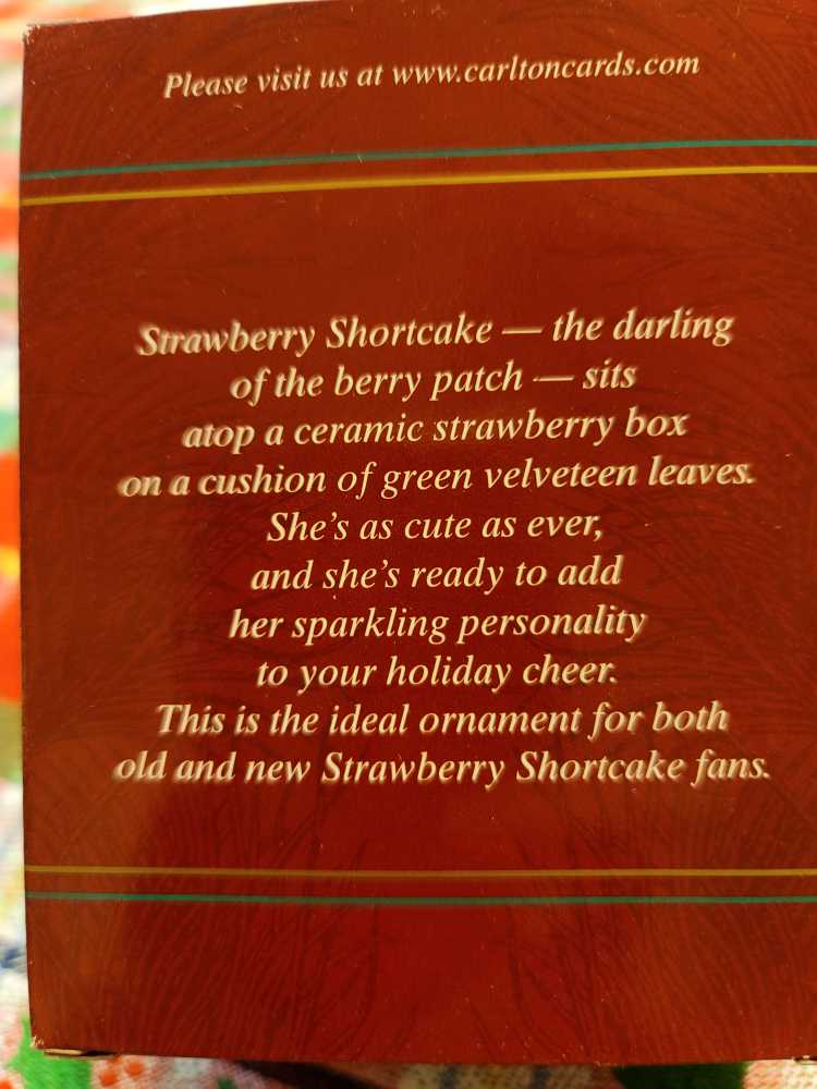 Sittin’ Berry Pretty - Strawberry Shortcake (Strawberry Shortcake) ornament collectible [Barcode 661526032793] - Main Image 2