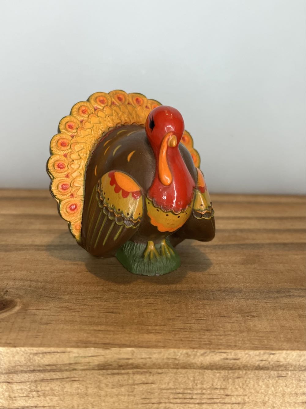 Byers Choice Ltd. Snowman With Gingerbread. 2018. 