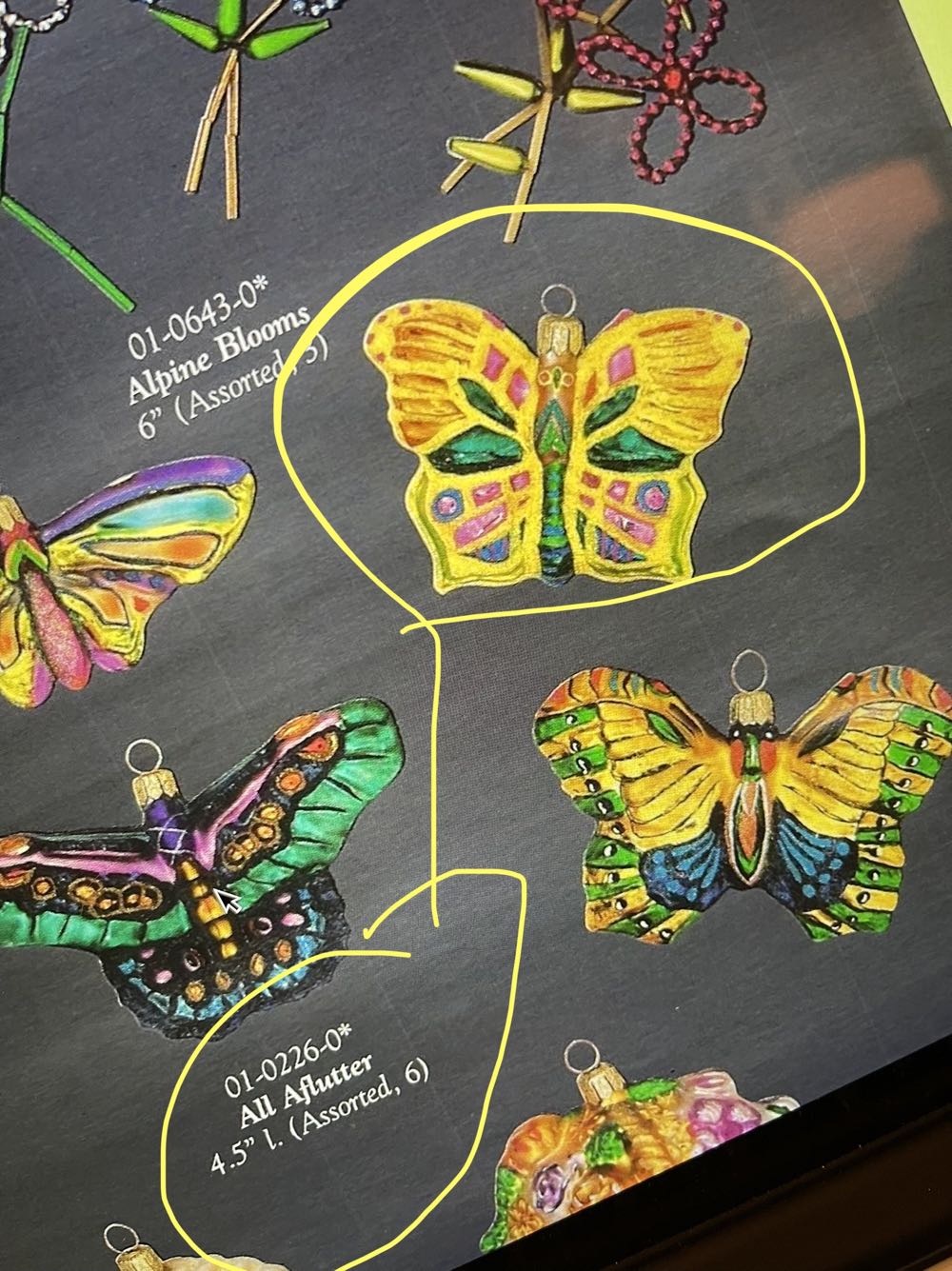 All Aflutter - 0102260 (Animals) ornament collectible - Main Image 2