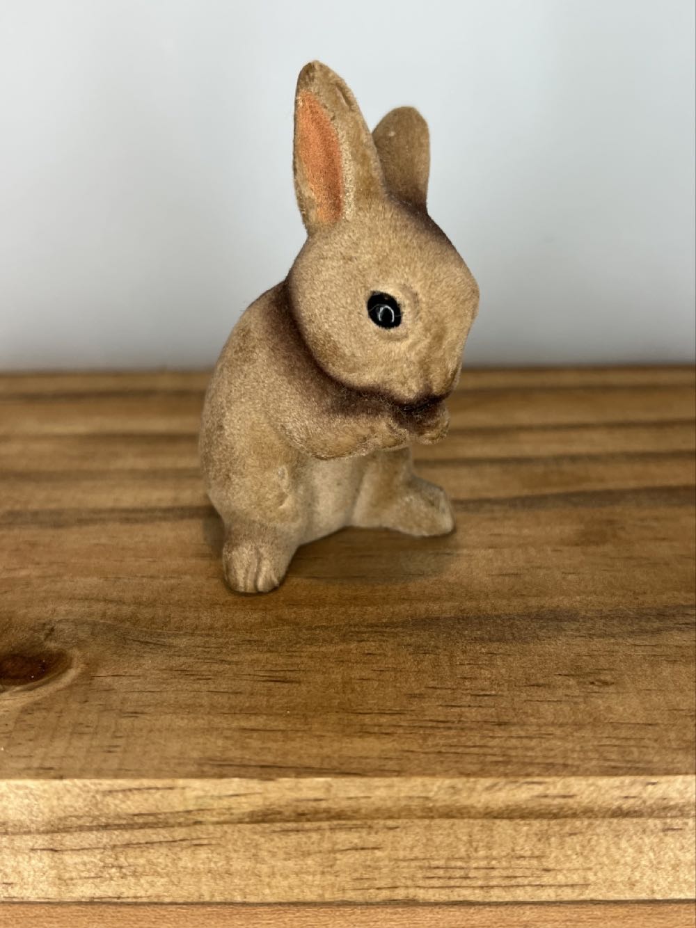 Bunny  (Easter) ornament collectible - Main Image 2