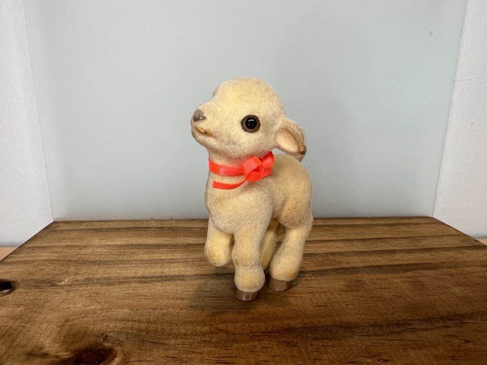 Lamb  (Easter) ornament collectible - Main Image 2