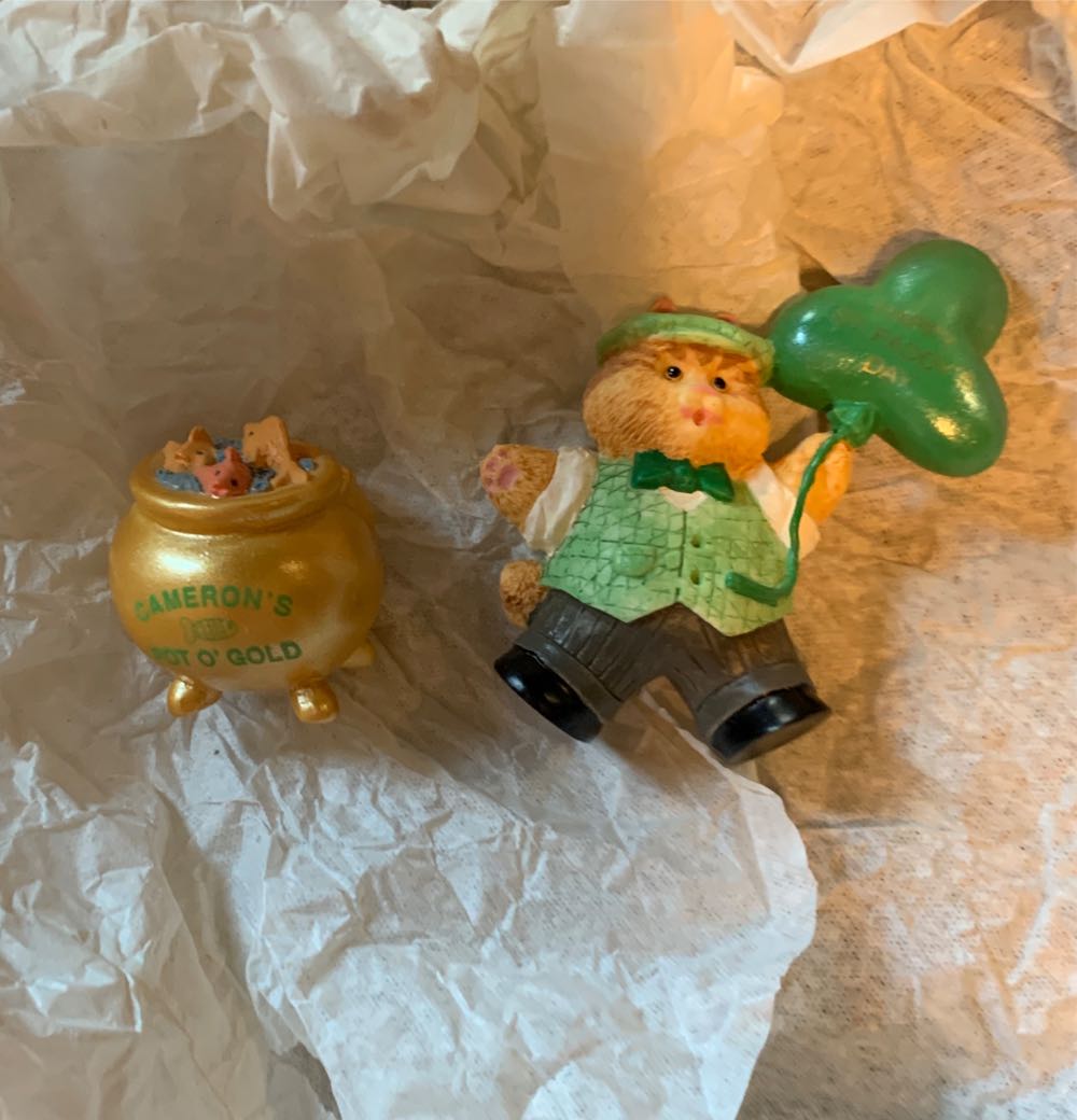 Merry Miniatures Lucky Cameron - Merry Miniatures (Merry Miniature) ornament collectible [Barcode 015012307894] - Main Image 3