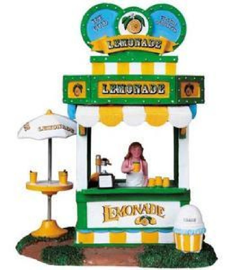 Dreaming Of A Wine Christmas - Lolita Wine Glasses