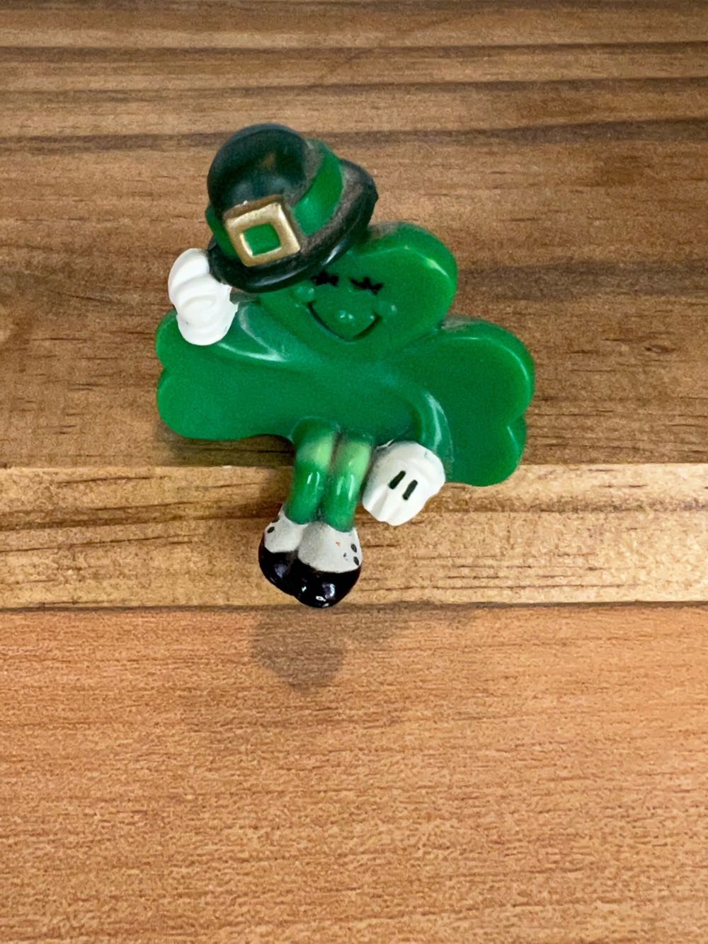 Cameron’s Pot Of Goldfish