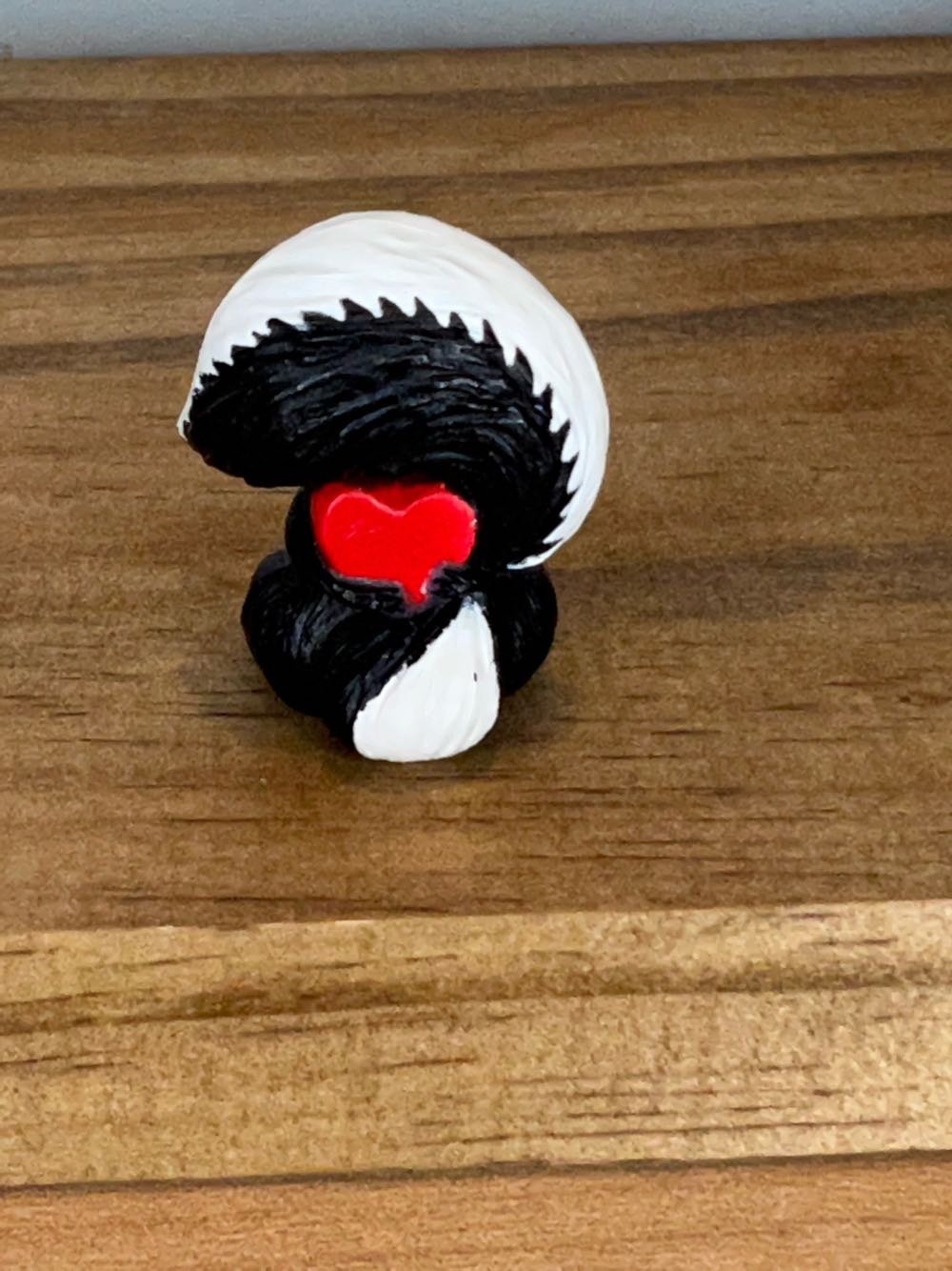 Skunk  (Valentine’s Day) ornament collectible - Main Image 2
