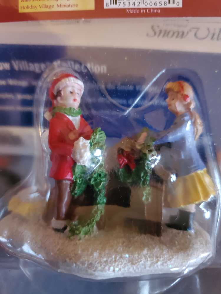 Clarice Mini Figurine