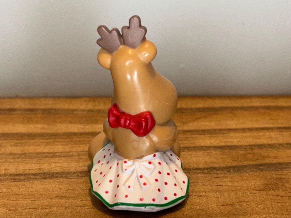 Rhonda Reindeer  (Christmas) ornament collectible - Main Image 2