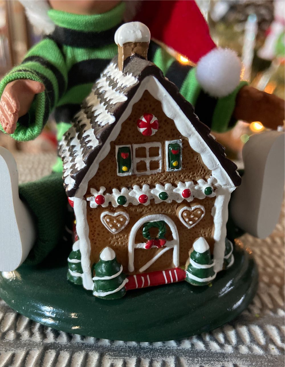 Byers Choice Ltd. Toddler With Gingerbread. 2019.  ornament collectible - Main Image 3