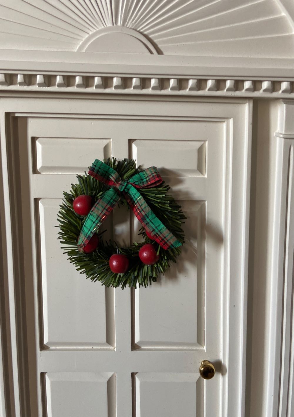 Byers Choice Ltd. Door. 1992.   ornament collectible - Main Image 2