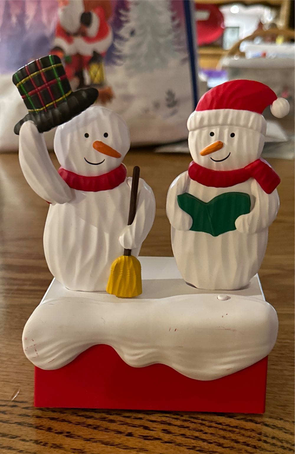 Caroling Snowmen - Snow Many Memories (Snowmen) ornament collectible [Barcode 763795441655] - Main Image 2