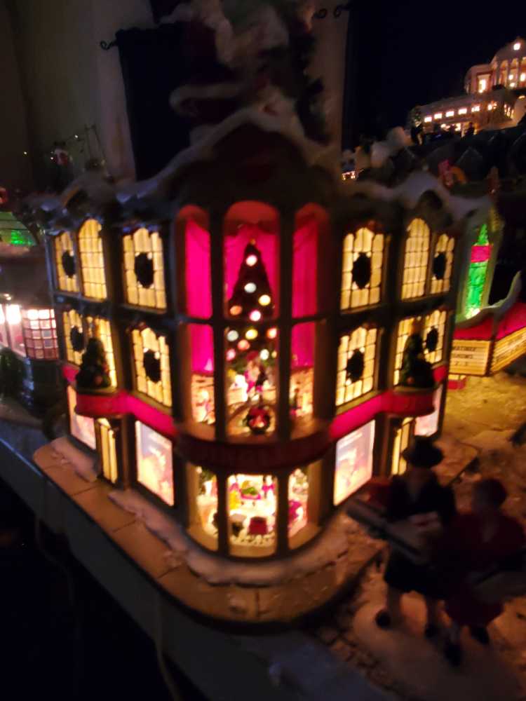 Coca-Cola village jingles dept store  ornament collectible - Main Image 2