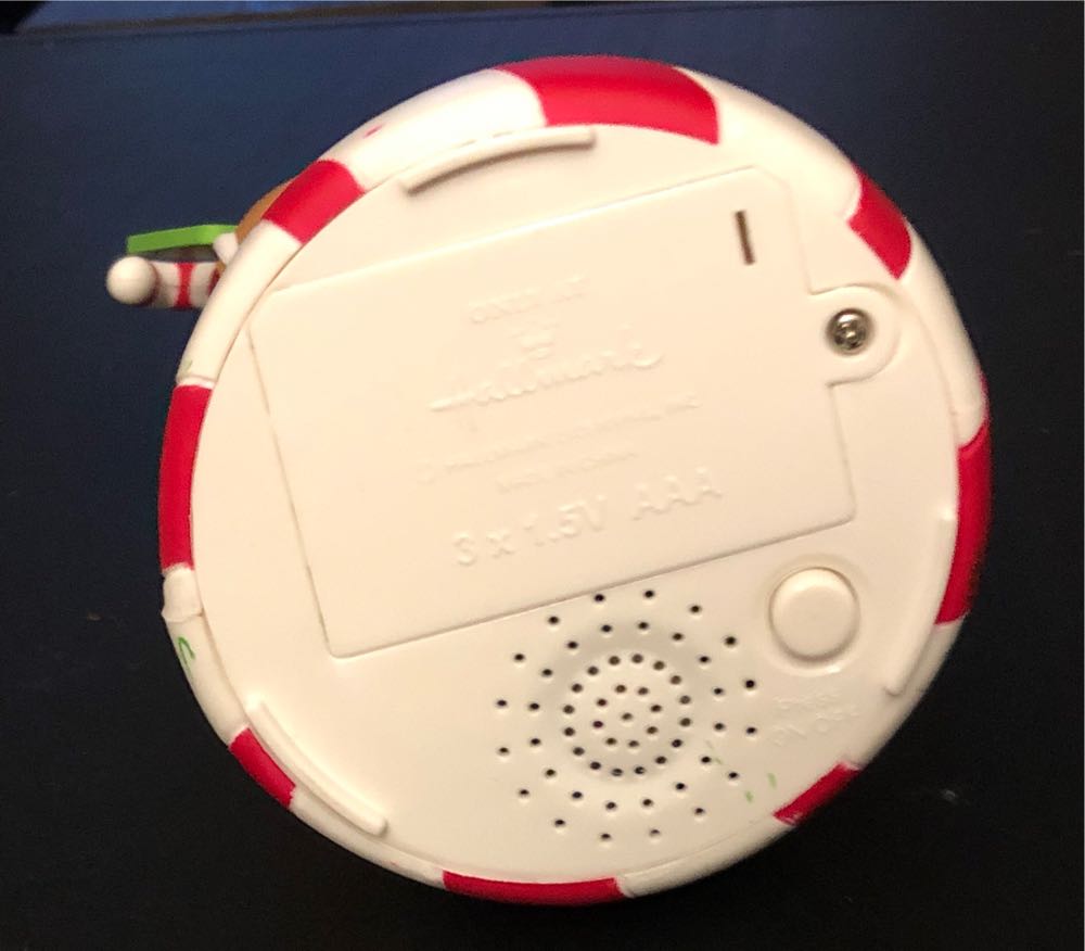 Wisecrackin’ Gingerbread Boy - Gingerbread Boy (Cookie, Food, Gingerbread, Boy) ornament collectible [Barcode 795902221980] - Main Image 3