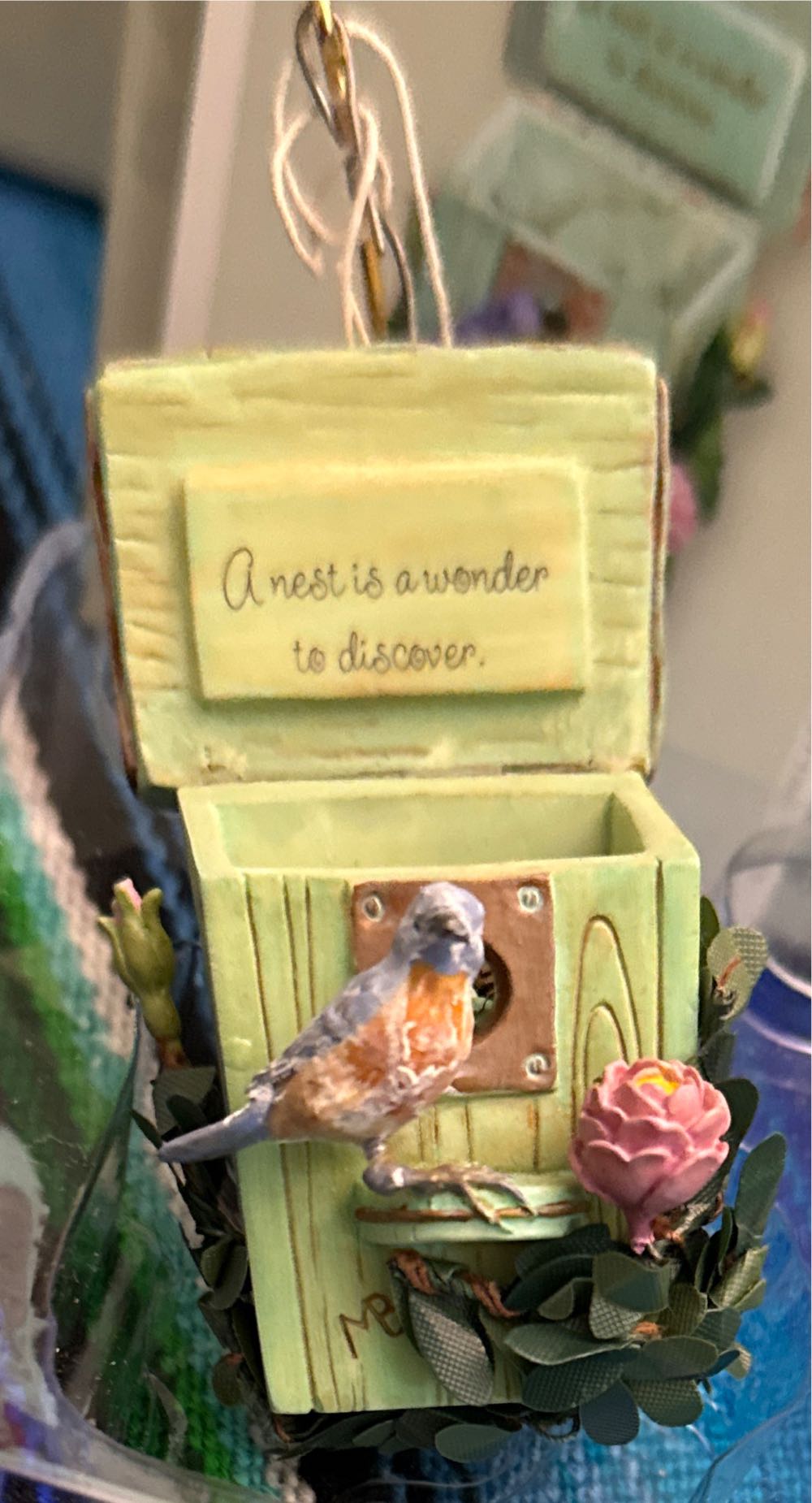 A New Address - Natures Sketchbook (Marjolein Bastin) ornament collectible [Barcode 015012859232] - Main Image 4