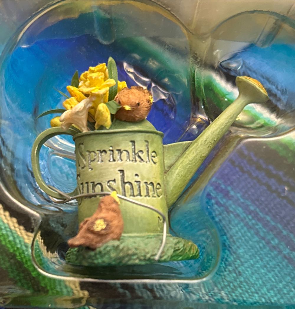 Sprinkle Sunshine - Natures Sketchbook (Marjolein Bastin) ornament collectible [Barcode 015012904406] - Main Image 4