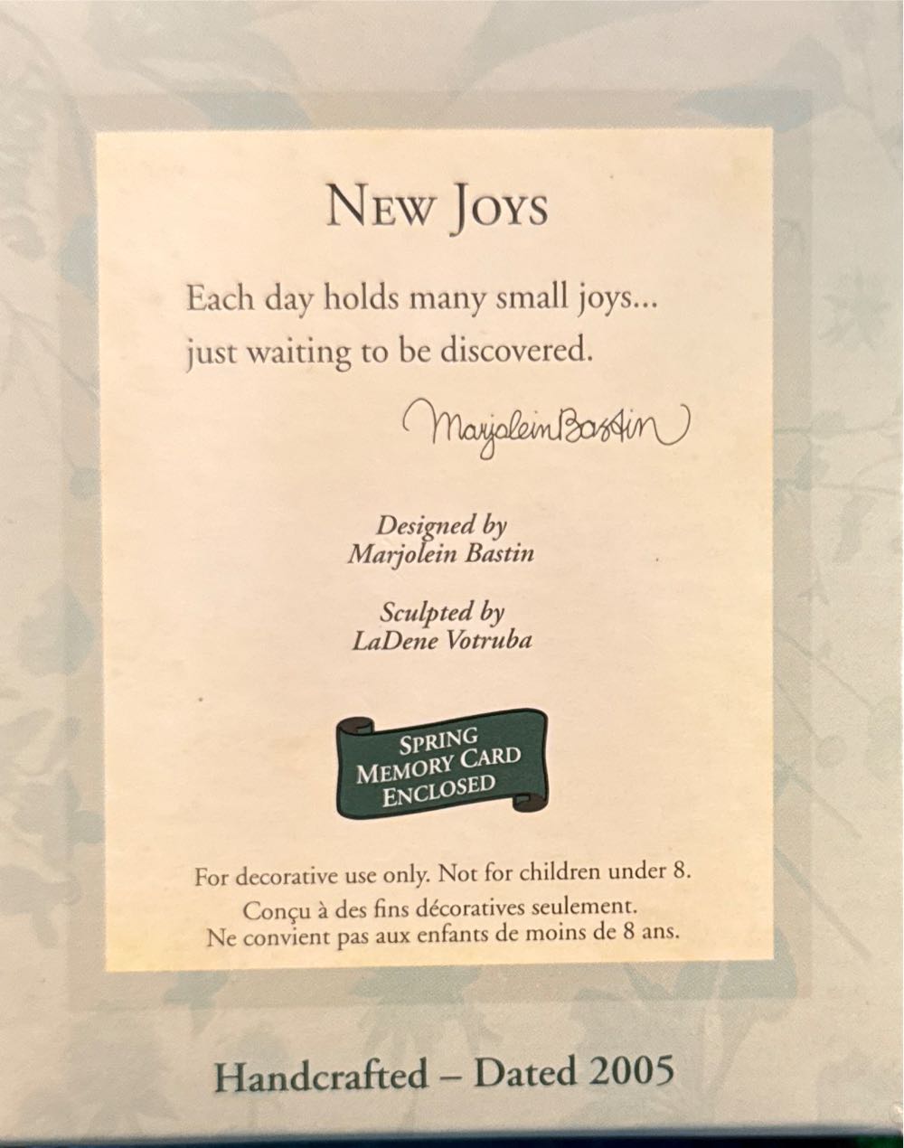 New Joys - Natures Sketchbook (Marjolein Bastin) ornament collectible [Barcode 015012859461] - Main Image 2