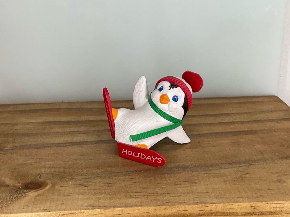 Penquin  (Christmas) ornament collectible - Main Image 2